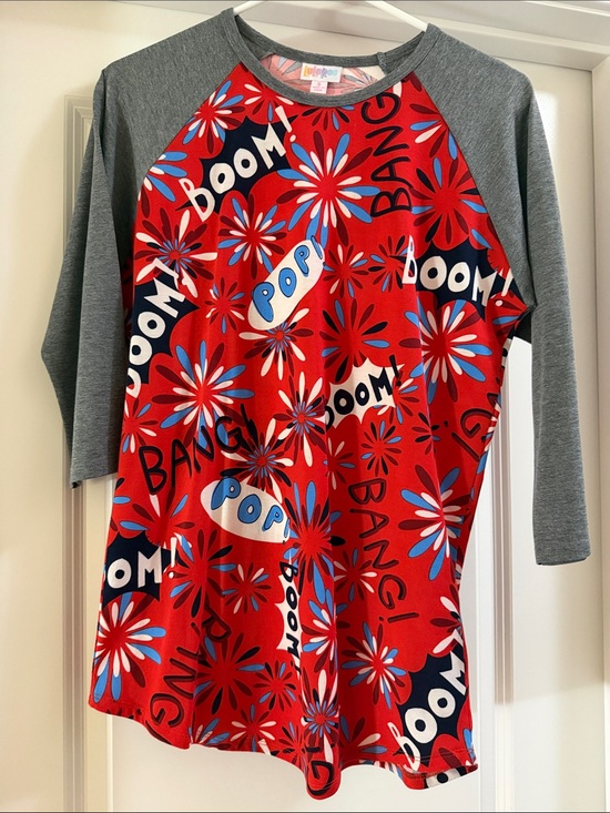 LuLaRoe Tops - LuLaRoe Randy with Fireworks Design and 3/4 Length Gray Sleeves - Size S